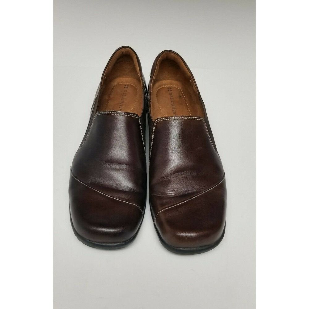 Naturalizer Women's Brown Leather Slip-On Sandals